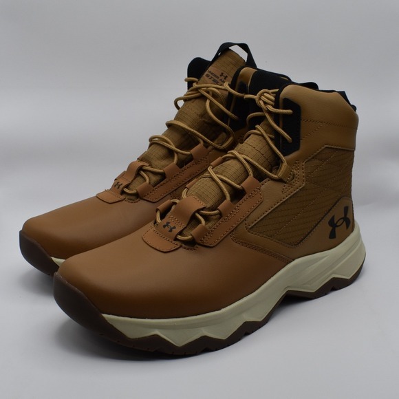 Under‎ Armour UA Stellar G2 6\